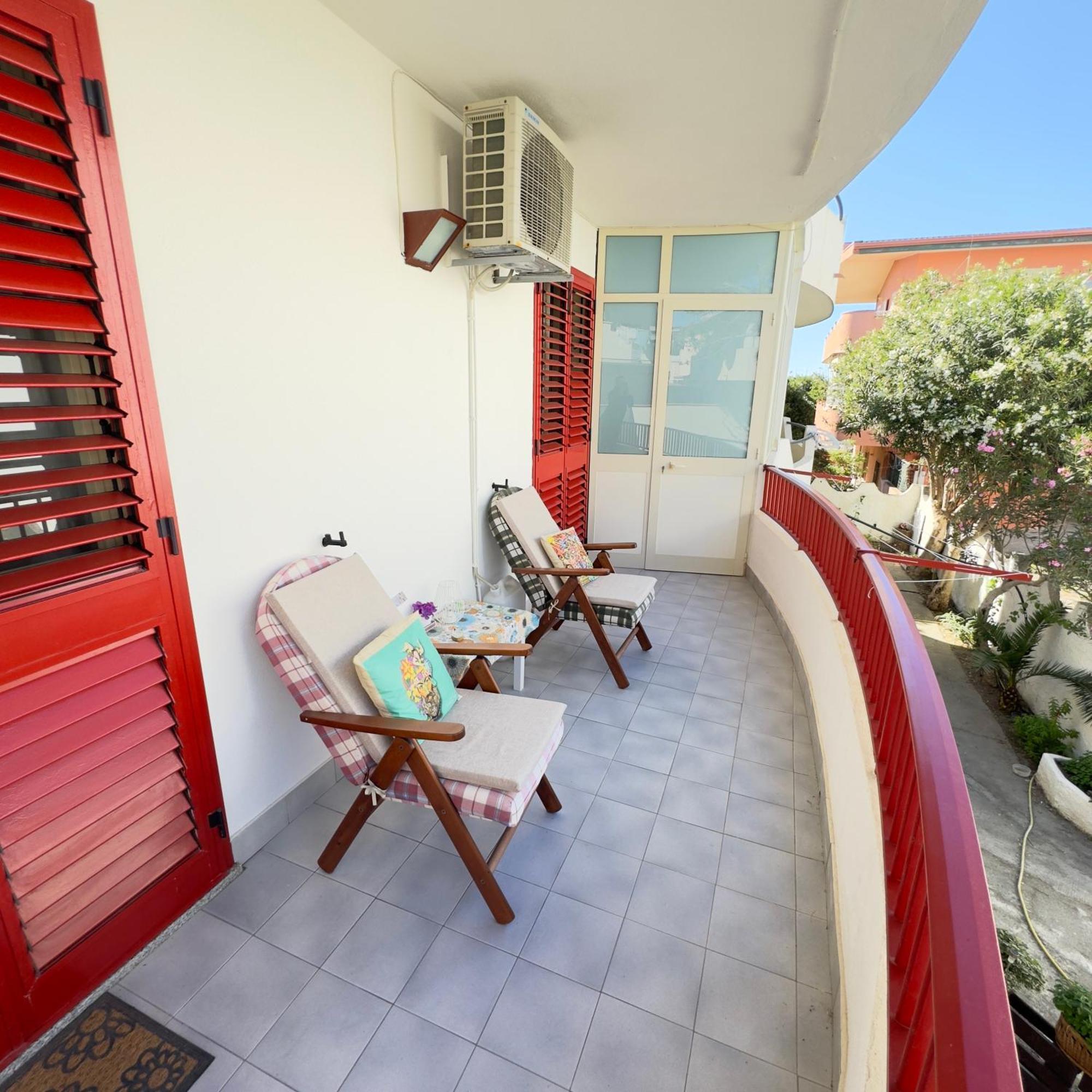 La Casa Di Wioletta Apartment Barcellona-Pozzo di Gotto Exterior foto